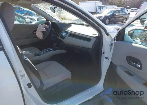 2018 Honda Hr-V Lx z USA, uszkodzony, nr VIN 3CZRU6H39JM731595